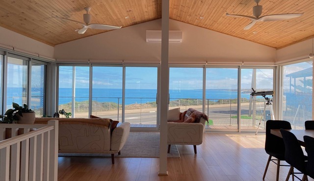 Spacious Port Willunga home in Port Willunga