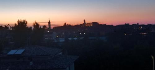 struttura in villa molto confortevole in Ripatransone