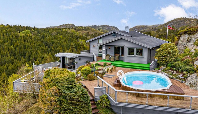 Stunning home in Lyngdal in Lyngdal