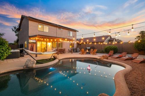 Sunlit Sandscape Villa Private Sauna Heated Pool Hot Tub Hosted By Relaxtay in Casa Grande
