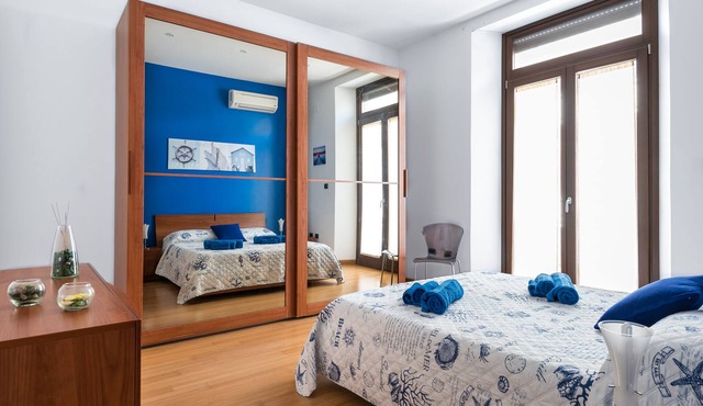 The Myth. Central in Ortigia. Kid-friendly in Siracusa