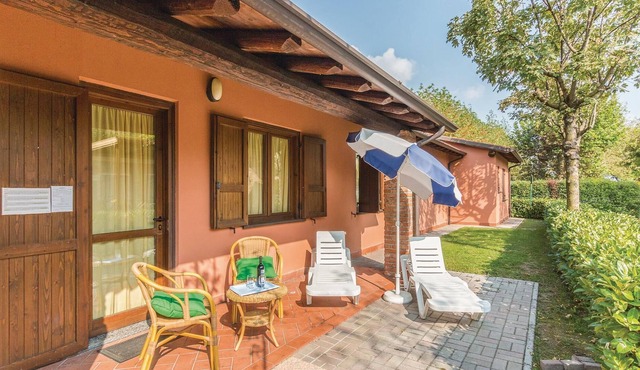 The town of Iseo is located directly on the shores of the homonymous Lake Iseo, 30 km east of the hi in Iseo BS