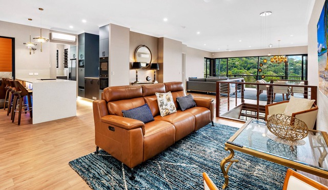 Two Master Bedroom Suites, Brand New Modern Masterpiece & Views to Green Island in Bayview Heights