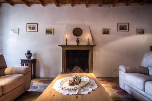 VECCHIO BORGO in Torno