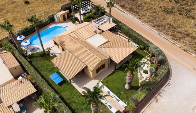 Villa Amira in Custonaci