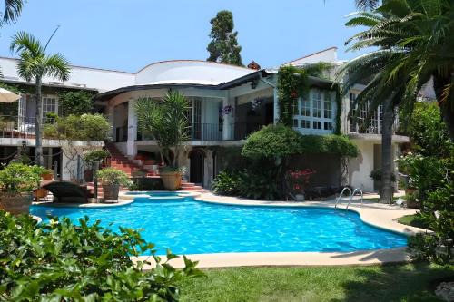 Villa de Lena in Cuernavaca