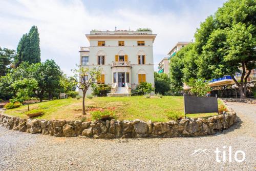 Villa Ferri, Historical Residence, By Tilo Lux in Genoa