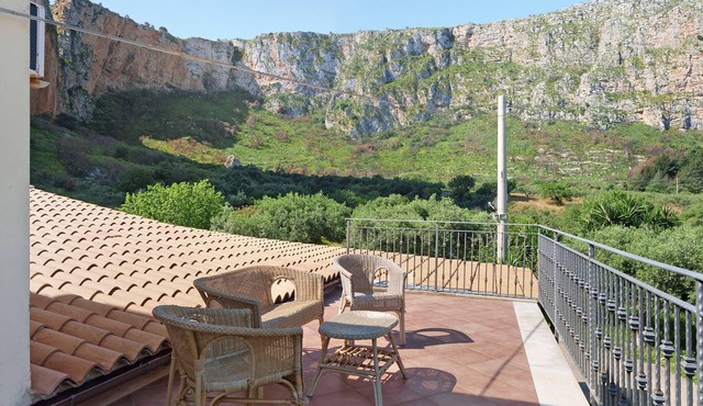 Villa Gheta at Monte Cofano: Nature, Relaxation, and Sea Views in Custonaci