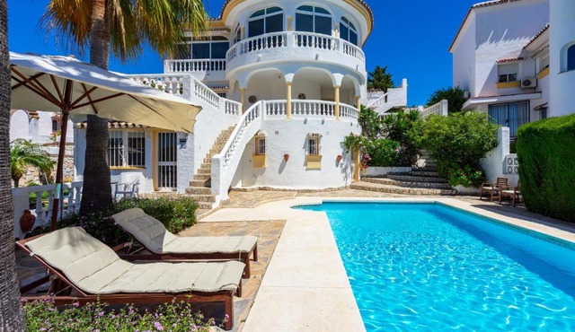 Villa in Cerros del Aguila in Fuengirola
