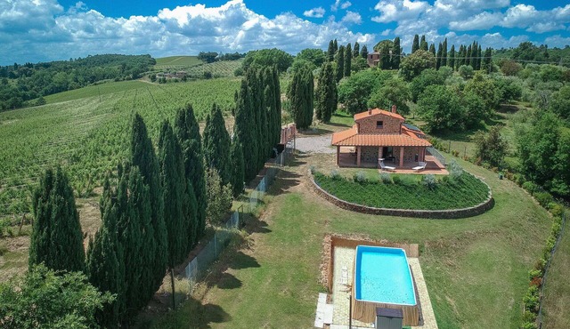 Villa in Sinalunga with 1 bedrooms sleeps 4 in Sinalunga