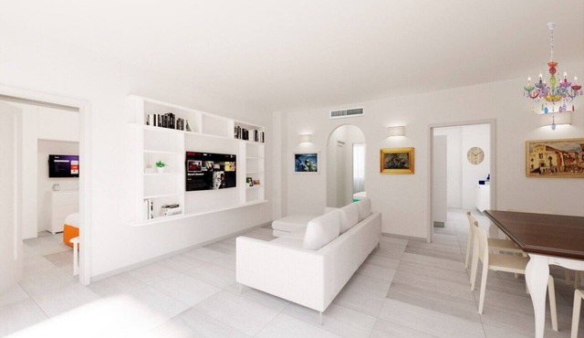 VILLA LEONARDO IN THE HEART OF POSITANO Central location in Positano