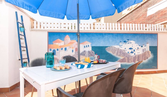 Villa Lucrezia Barcelona :) Breakfast Included :) in CERVELLO