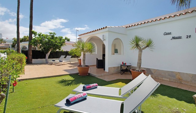 Villa "Maria Maspalomas" with Shared Pool, 2 Private Terraces & Wi-Fi in Maspalomas