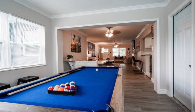 'Villa Monae' w/Pool | Move Around Management in Hollywood