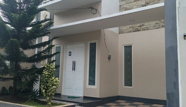 Villa Panda kota wisata batu in Jawa Timur