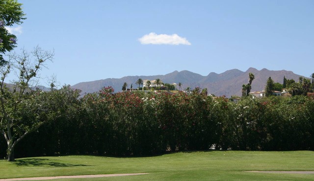 Villa with private pool directly on the golf course in Mijas Costa