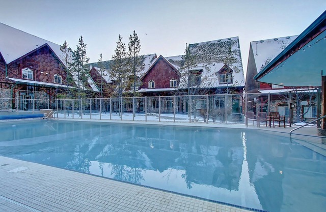 Springs Chalets 