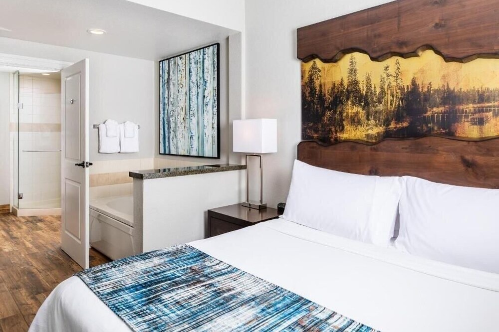 Photo of Bedroom in Stateline
