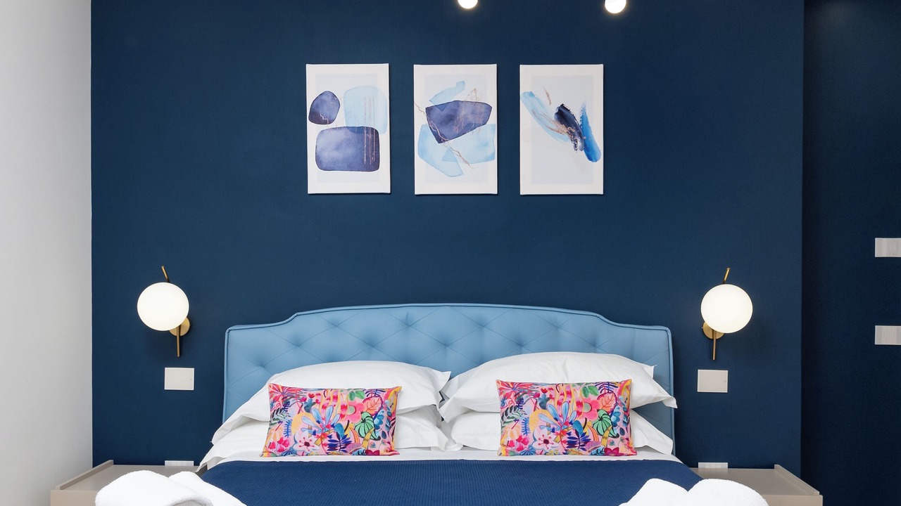Photo of Bedroom in Meta
