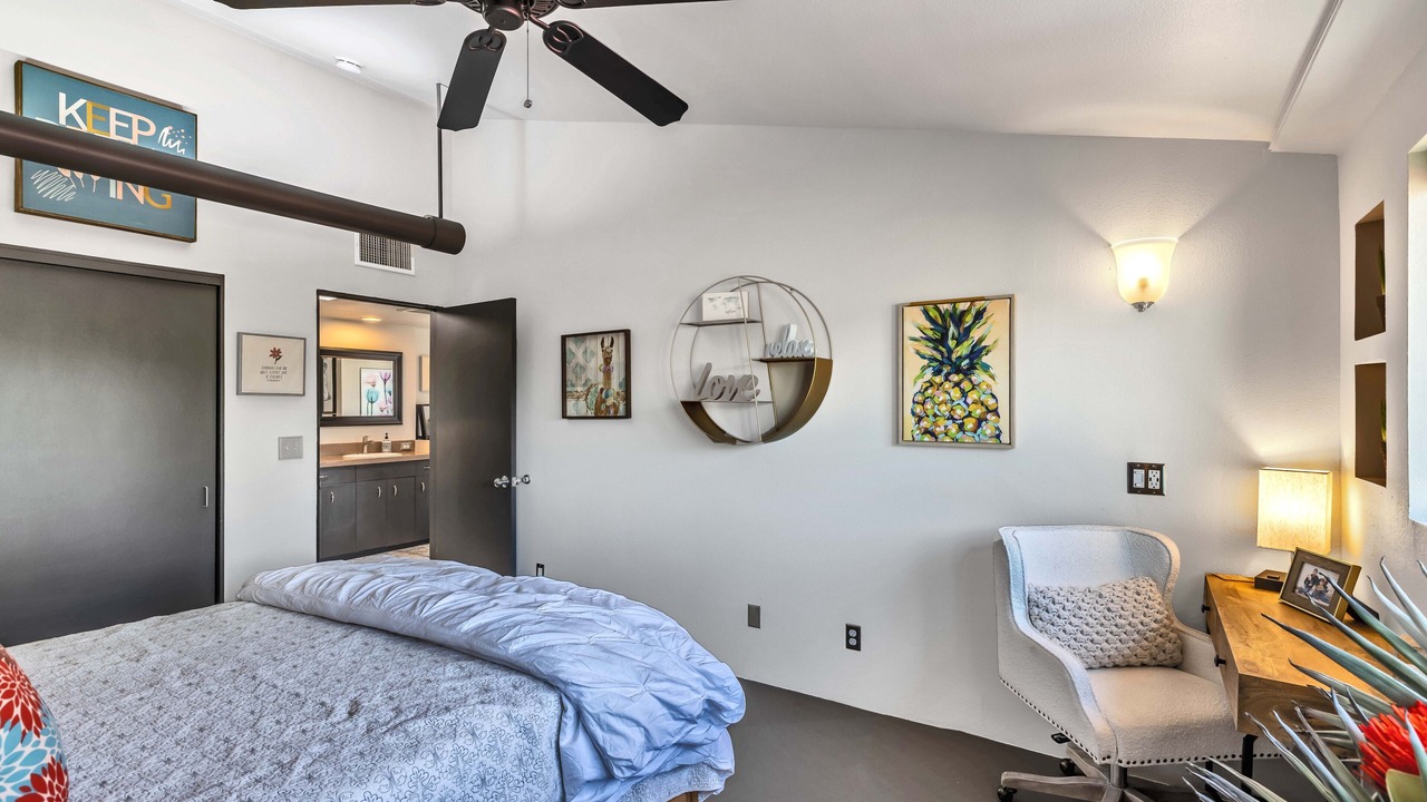 Photo of Bedroom in Sam Hughes