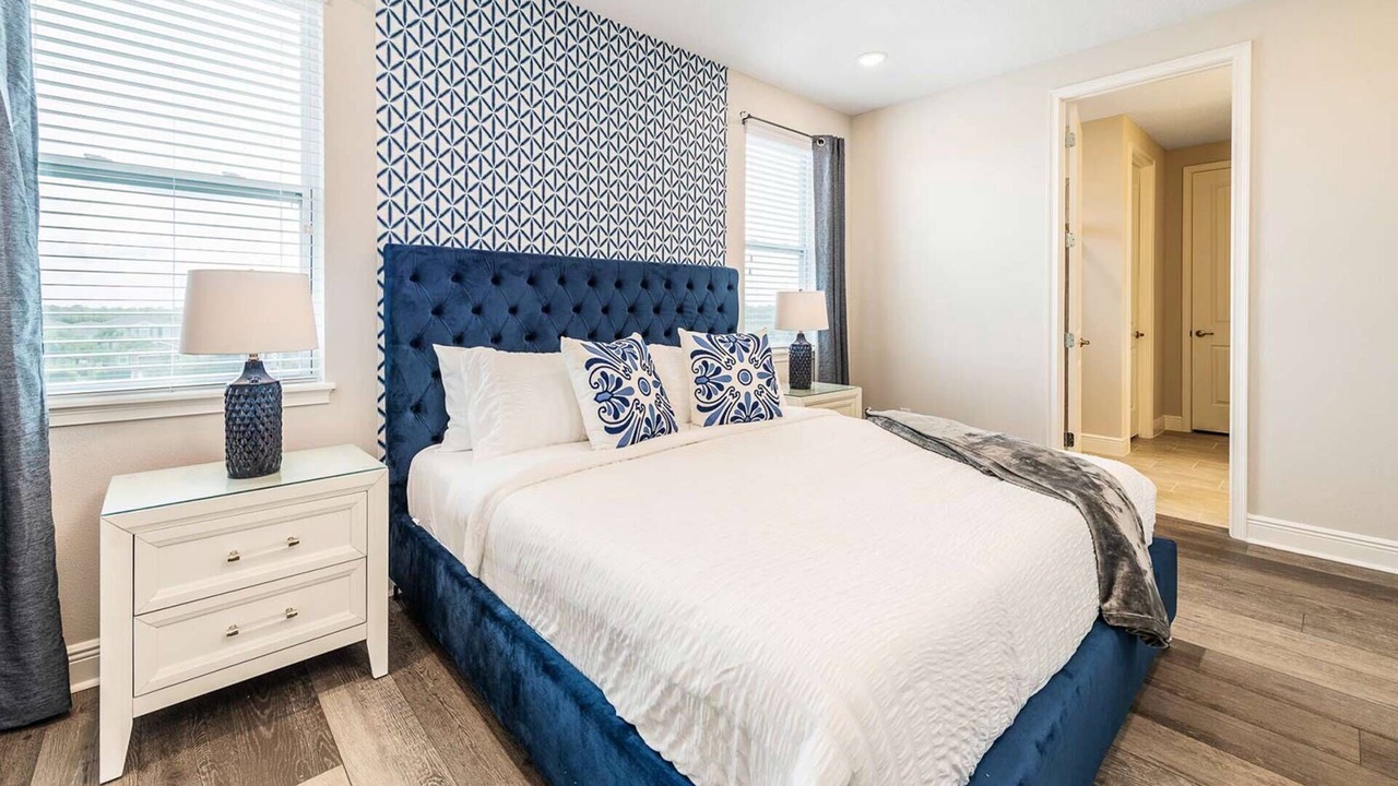 Photo of Bedroom in Bay Lake