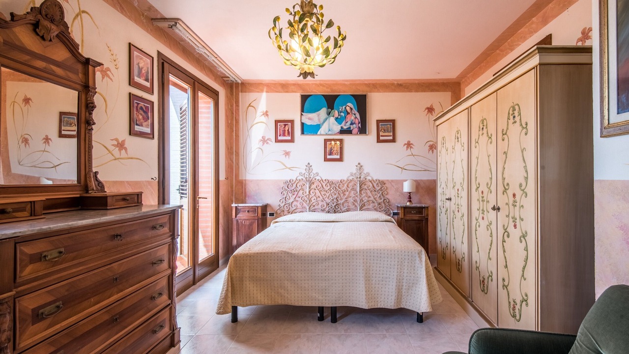 Photo of Bedroom in Certaldo