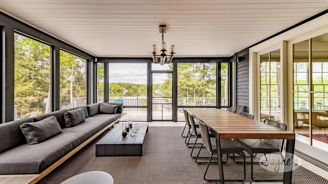 Photo of Bedroom in Muskoka Lakes
