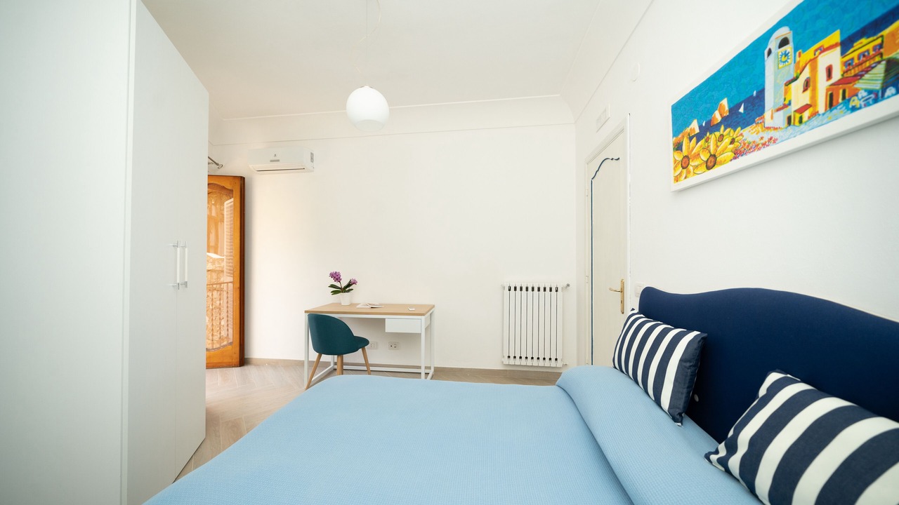 Photo of Bedroom in Montepertuso