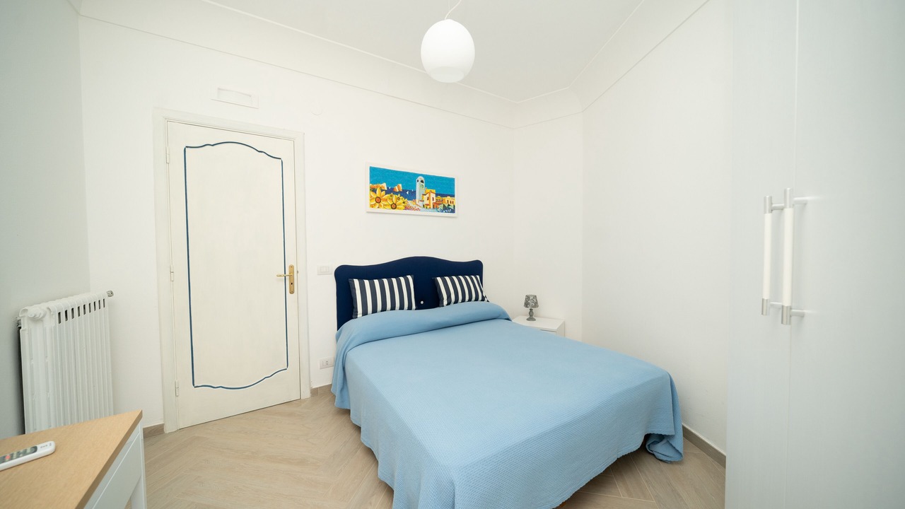 Photo of Bedroom in Montepertuso