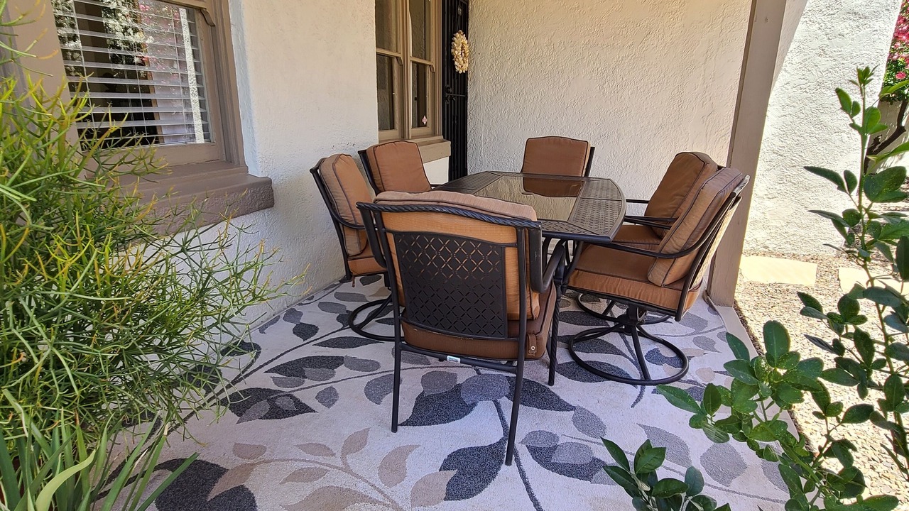 Photo of Outdoor in Sam Hughes