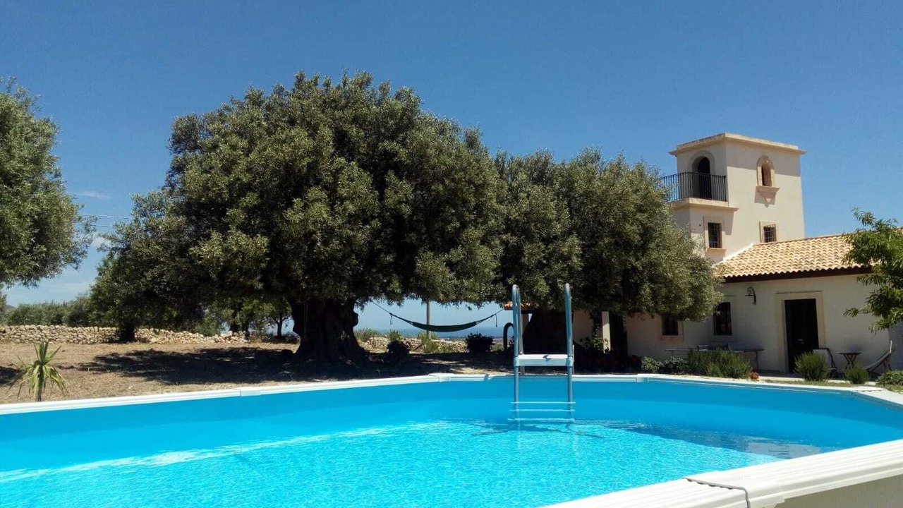Photo of Outdoor in Avola