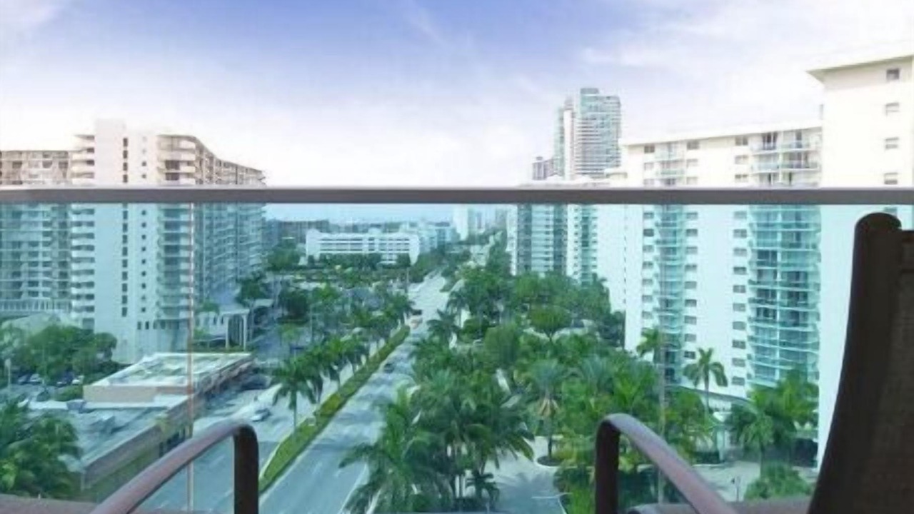 Photo of Patio Balcony in Hollywood South Central Beach