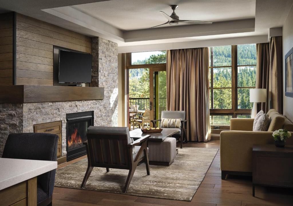 Photo of Livingroom in Truckee