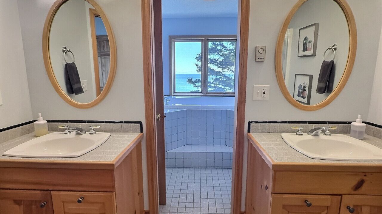 Photo of Bathroom in Tofte
