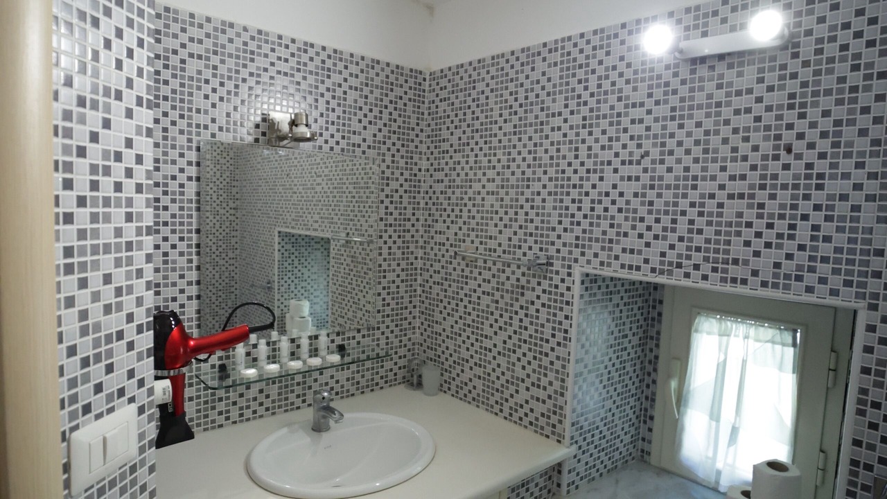 Photo of Bathroom in Chiaia