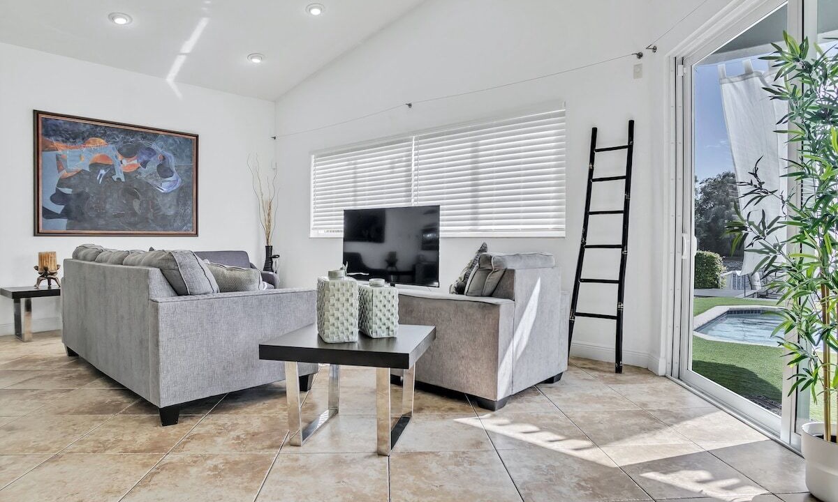 Photo of Livingroom in Park East
