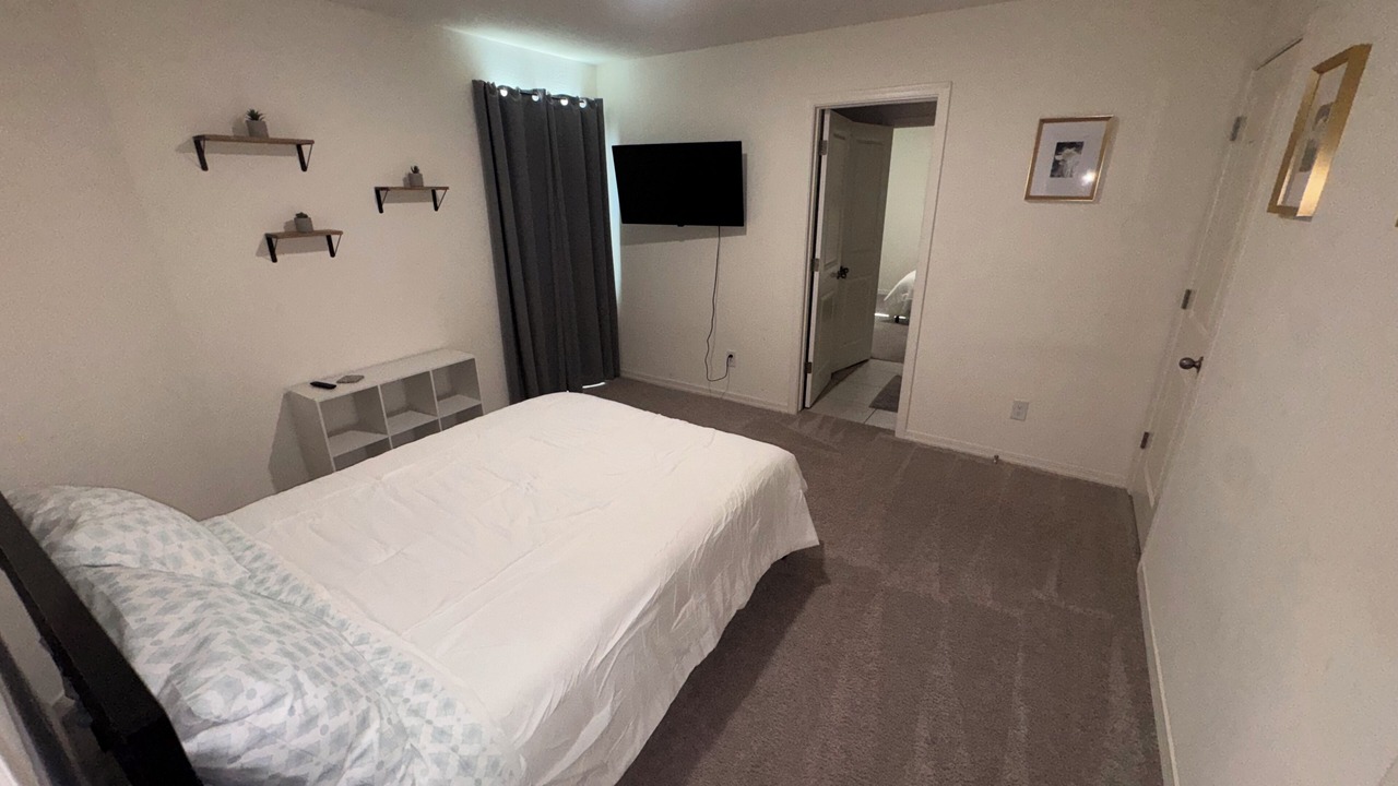 Photo of Bedroom in Laveen
