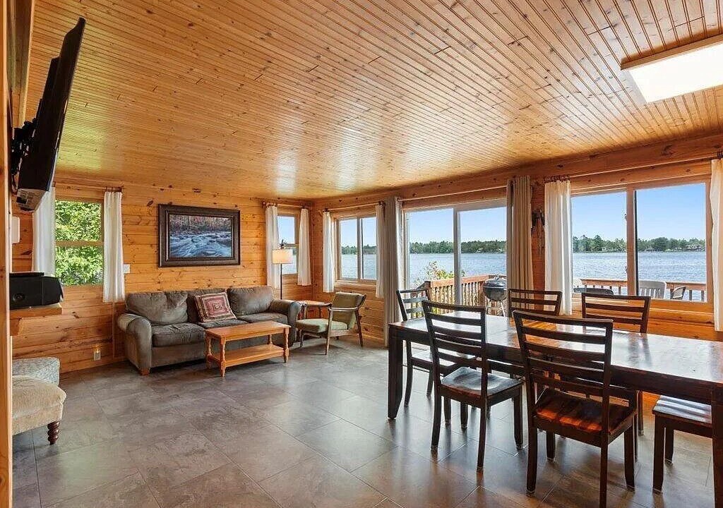 Photo of Livingroom in Longville