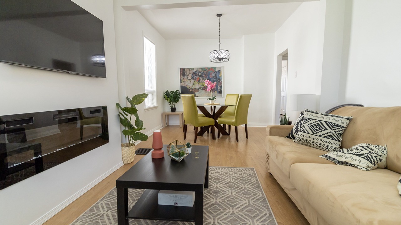 Photo of Livingroom in Winnipeg