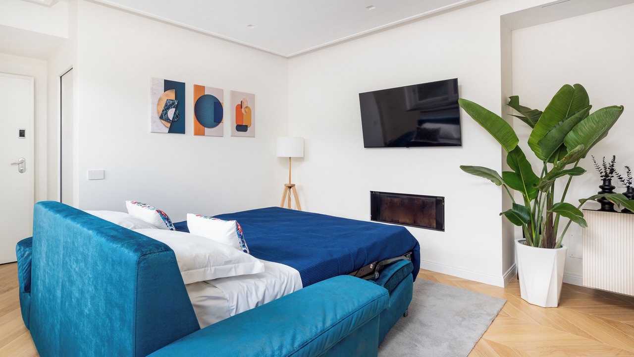 Photo of Bedroom in Meta