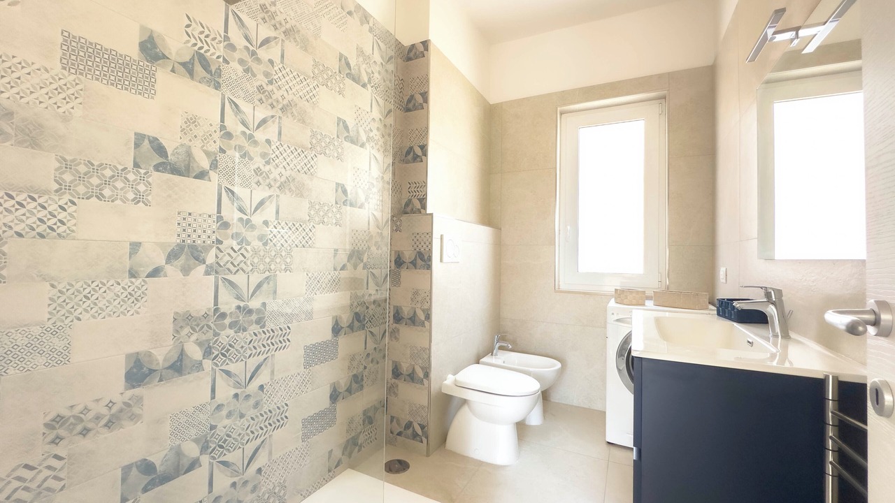 Photo of Bathroom in Meta