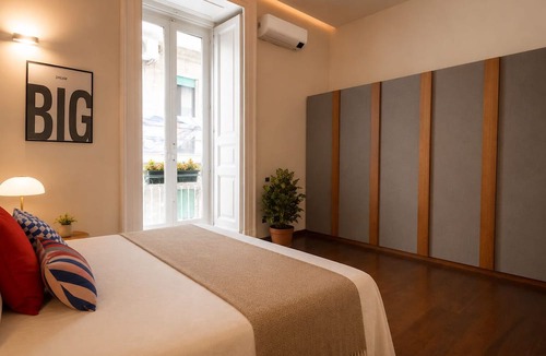 Historical Center Apartment | Elegant and bright 220 sqm renovated flat in the city center