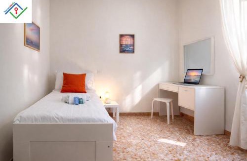 Pisa Apartment | Villa Nicla - 8 Ospiti, 3 Camere, 2 Bagni, Parcheggi all'ingresso, Giardino Privato, Pisa