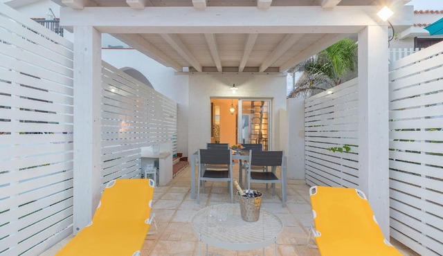 Amarillis, beachfront flat in Santa Croce Camerina