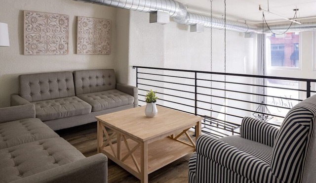 Main Street Farmhouse. City Retreat by Hollyhock in Louisville