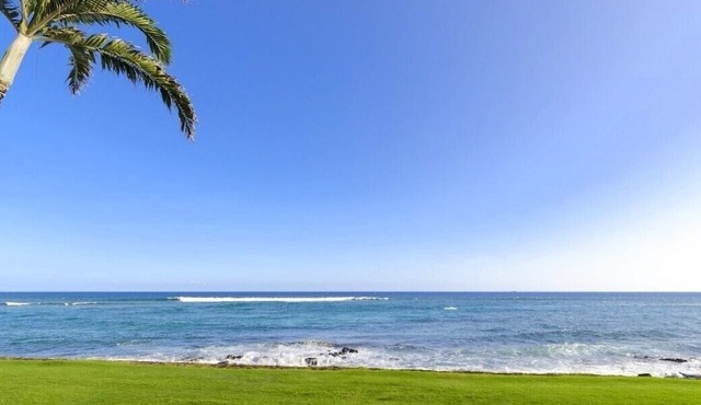 OCEANFRONT Ground Floor 2bd/2ba Unit with Amazing Ocean Views & A/C in Koloa