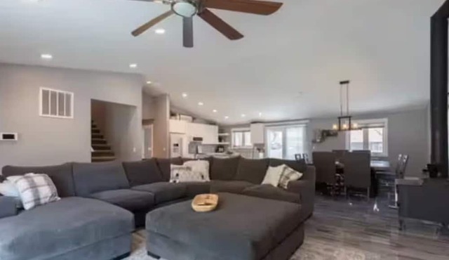 Outdoor Play or Relax Paradise Incredible Mtn View in Alpine