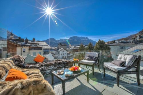 Boutique Chalet Moritz for 12 with Sauna in Samedan