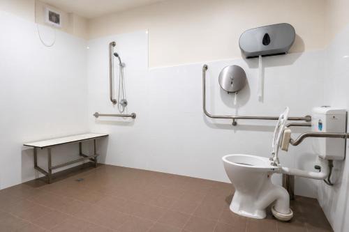 Podstel Perth City Backpackers Hostel - Capsule Style Accommodation - Valid passport required to check in in Perth