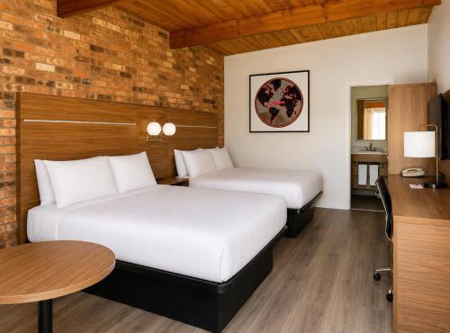 Ramada by Wyndham 1000 Islands Gananoque in Gananoque